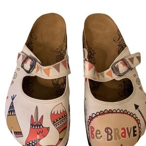 Colored Triangulated and Green Tent, Red Fox, Owl Pattern be Brave by Goby Clogs